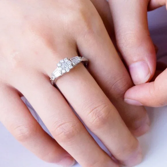 🎊Refine Engagement Sun Flower Pure Zircon Rings for Women, EVGG1235 - Picture 4 of 4